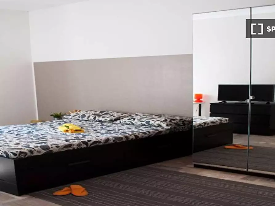 Immagine 1 di Camera condivisa in affitto  in Via Bassini a Milano