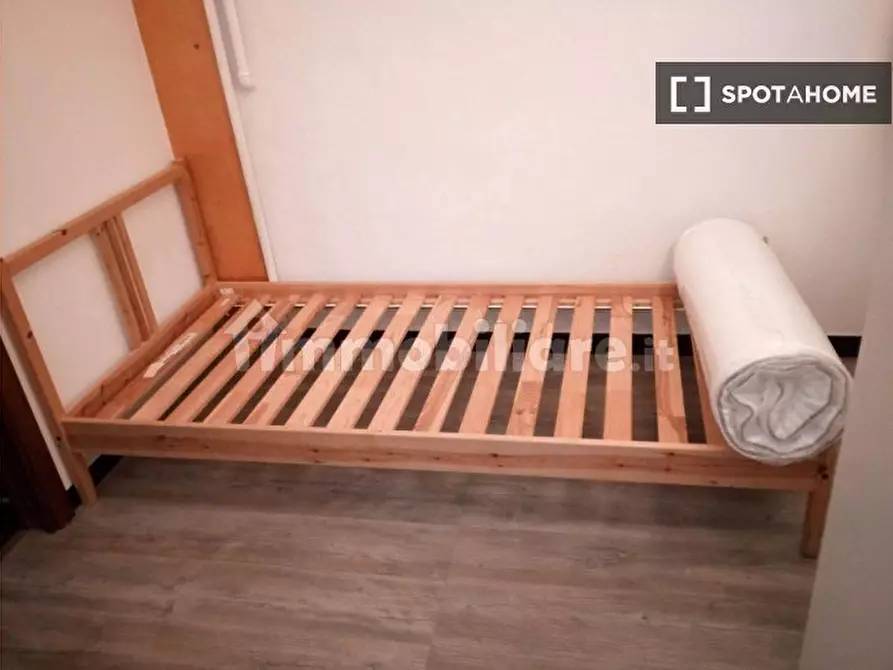 Immagine 8 di Camera condivisa in affitto  in Piazza Giovanni Martinez a Genova