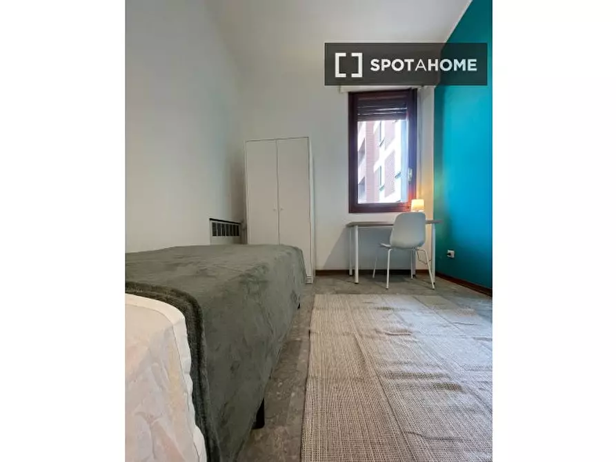 Immagine 3 di Camera condivisa in affitto  in Viale Quirico Filopanti a Bologna