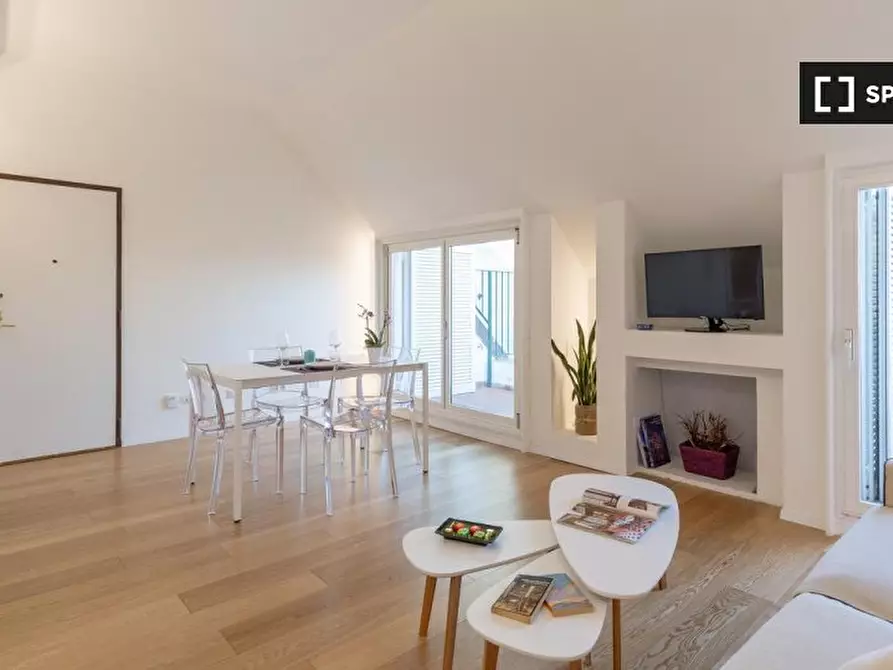 Immagine 5 di Appartamento in affitto  in Viale Papiniano a Milano