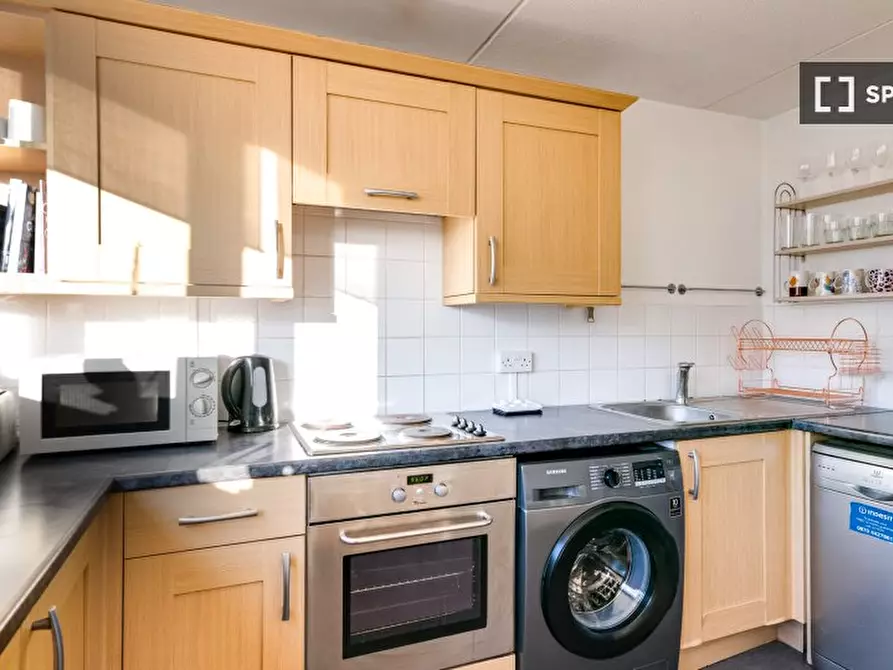 Immagine 2 di Appartamento in affitto  in Park Court a Wandsworth