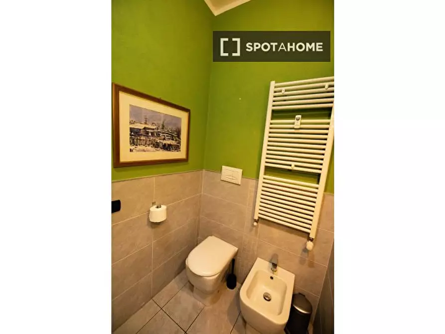 Immagine 12 di Appartamento in affitto  in Via dei Piatti a Milano