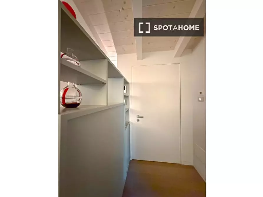 Immagine 5 di Appartamento in affitto  in Via Alessio di Tocqueville a Milano