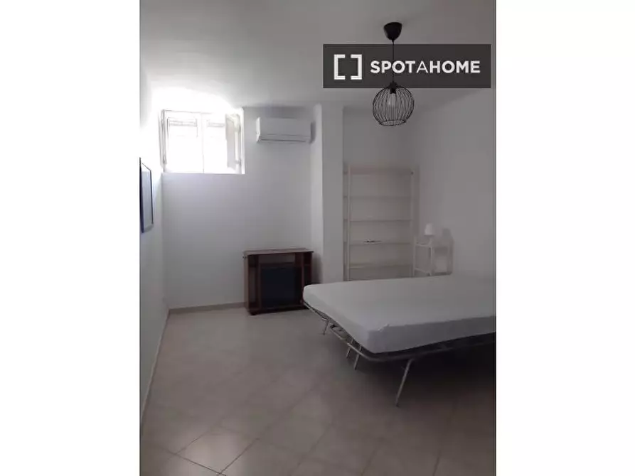 Immagine 4 di Appartamento in affitto  in Via Cassano a Napoli