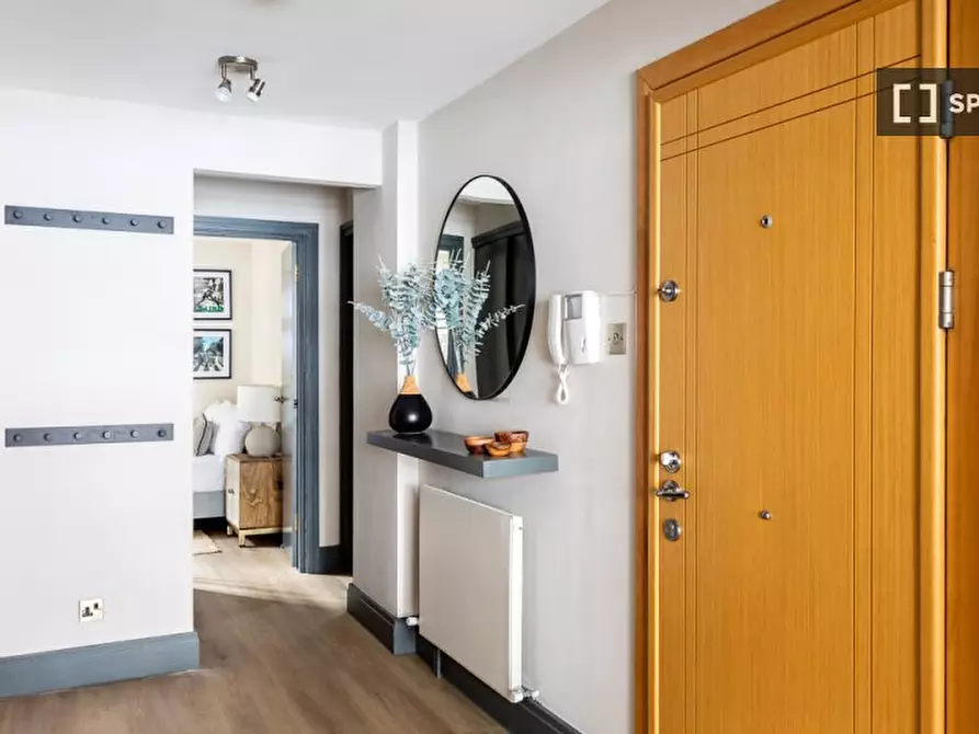 Immagine 11 di Appartamento in affitto  in Campden Street a Kensington