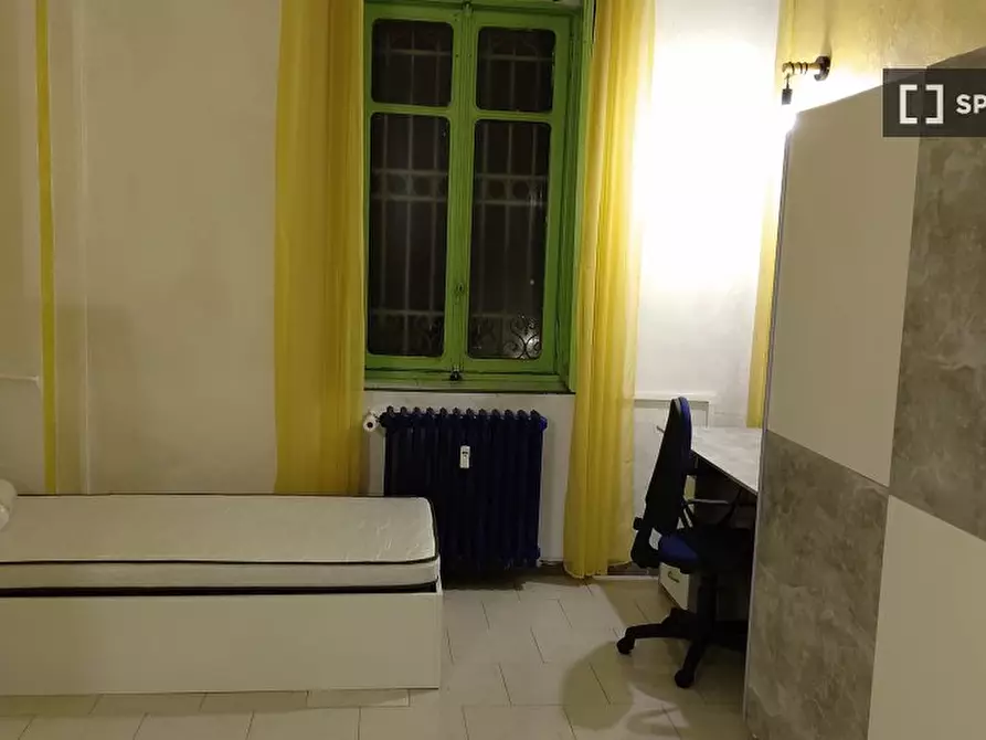 Immagine 2 di Camera condivisa in affitto  in Via Monte Rosa a Torino