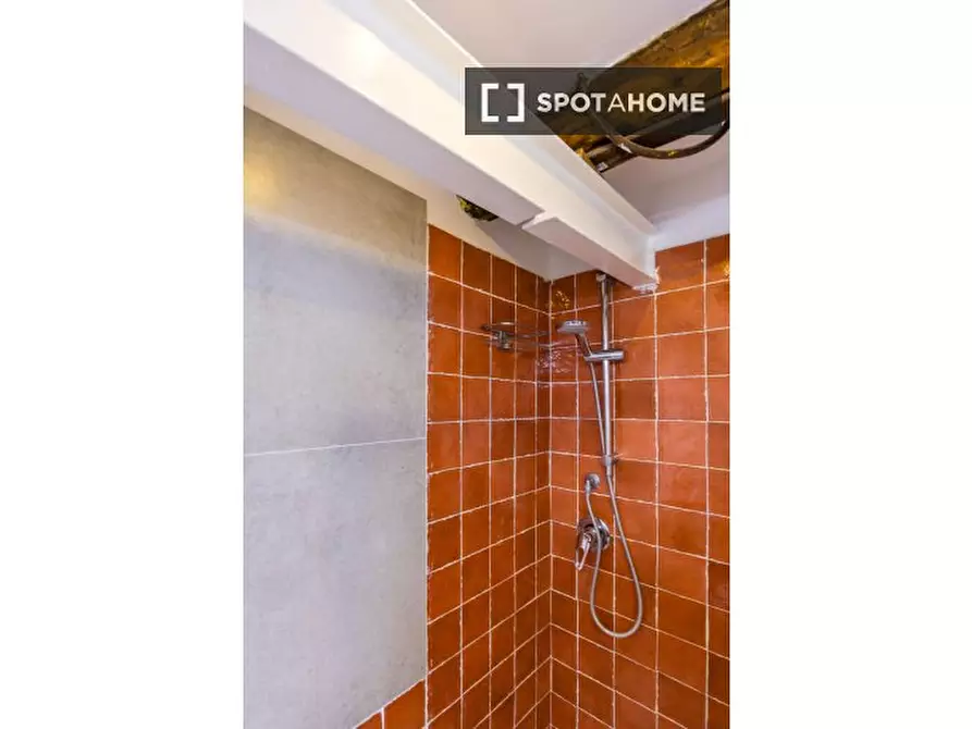 Immagine 15 di Appartamento in affitto  in Vico D'Afflitto a Napoli