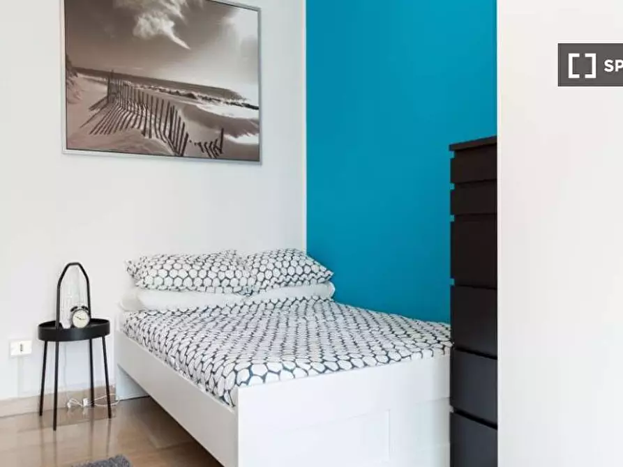 Immagine 4 di Camera condivisa in affitto  in Via Carlo Botta a Milano