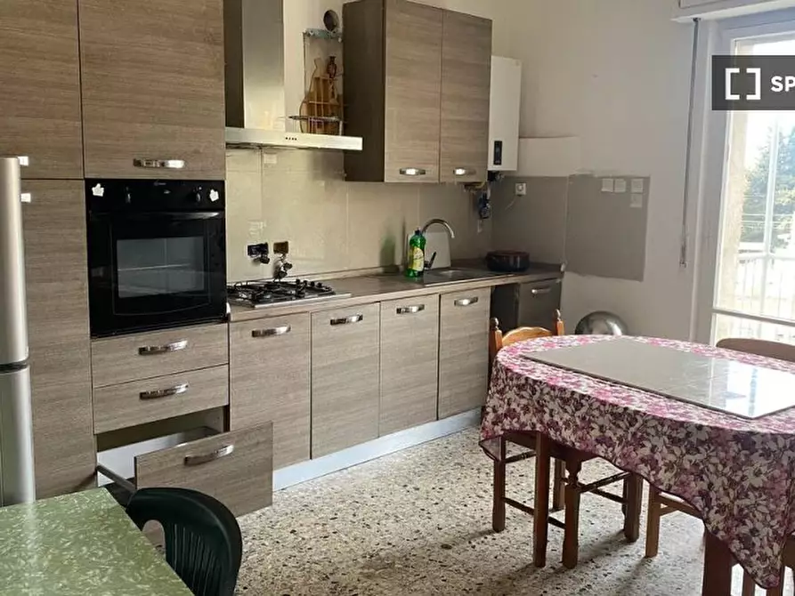 Immagine 8 di Camera condivisa in affitto  in Via Settevalli a Perugia