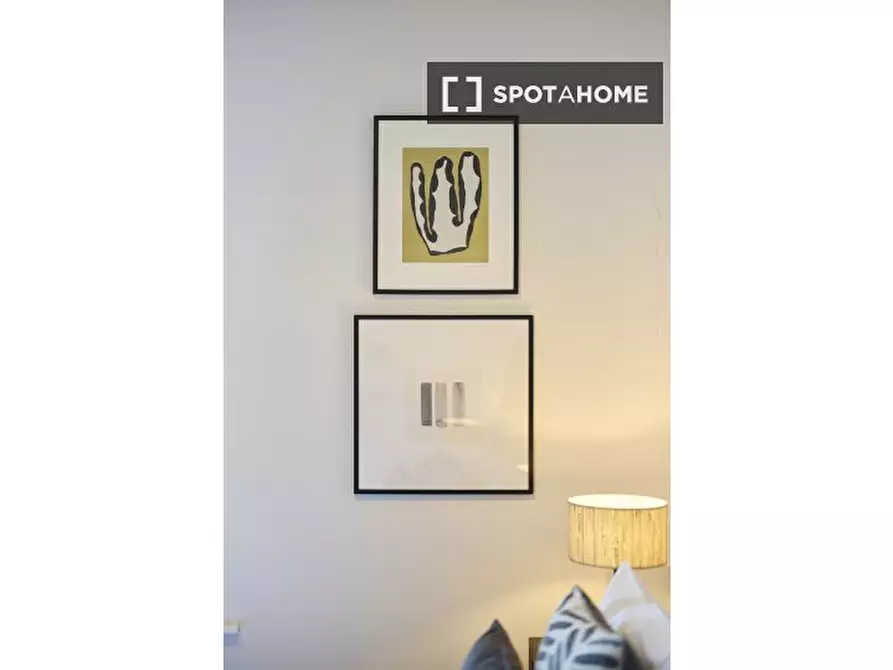 Immagine 3 di Appartamento in affitto  in John Campbell Rd a Hackney