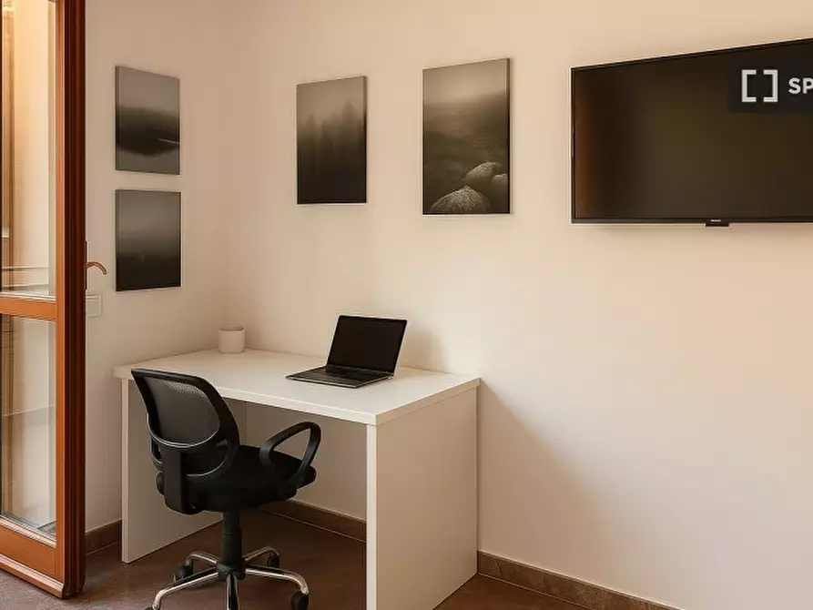 Immagine 3 di Camera condivisa in affitto  in Via Ignazio Guidi a Roma