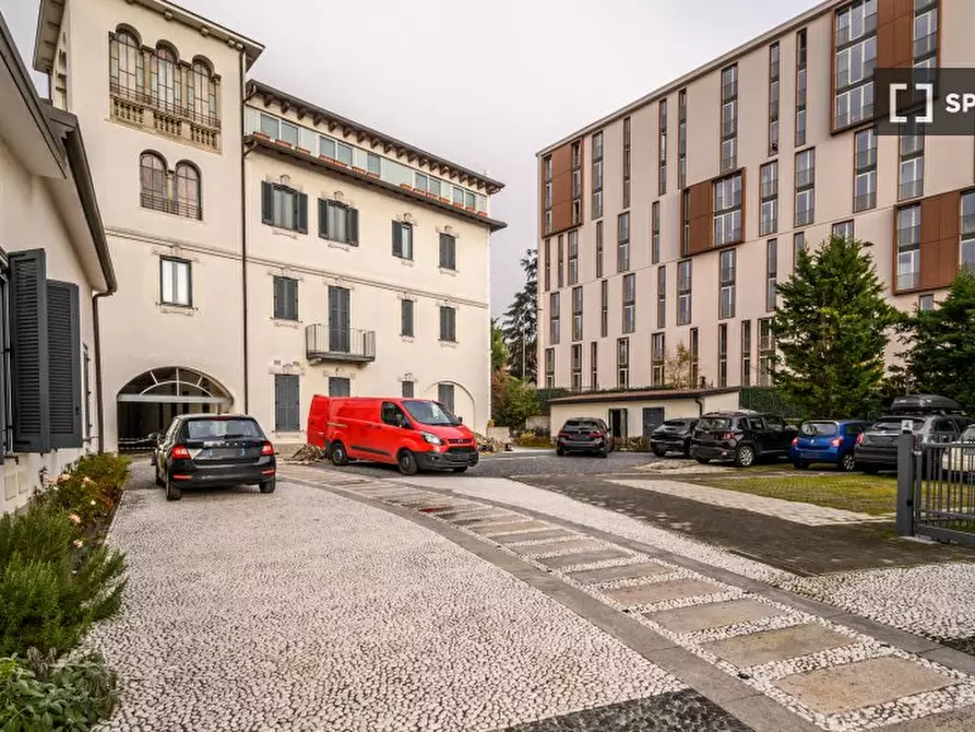 Immagine 15 di Ufficio in affitto  in Via Egidio Folli a Milano