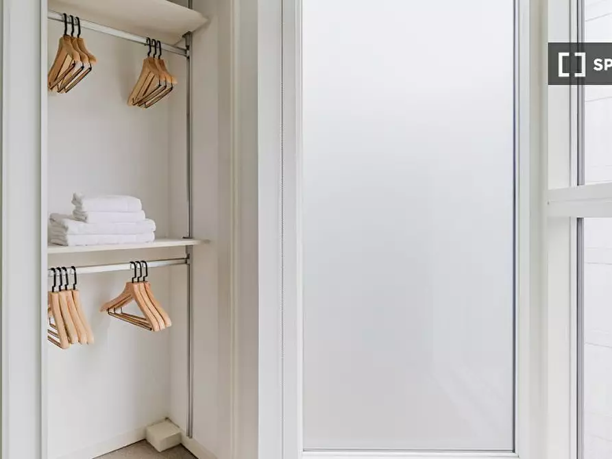 Immagine 11 di Appartamento in affitto  in Pear Tree St a Islington