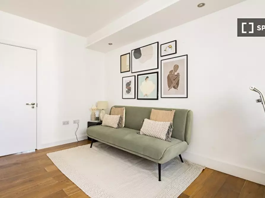 Immagine 15 di Appartamento in affitto  in Waterside Point a Wandsworth