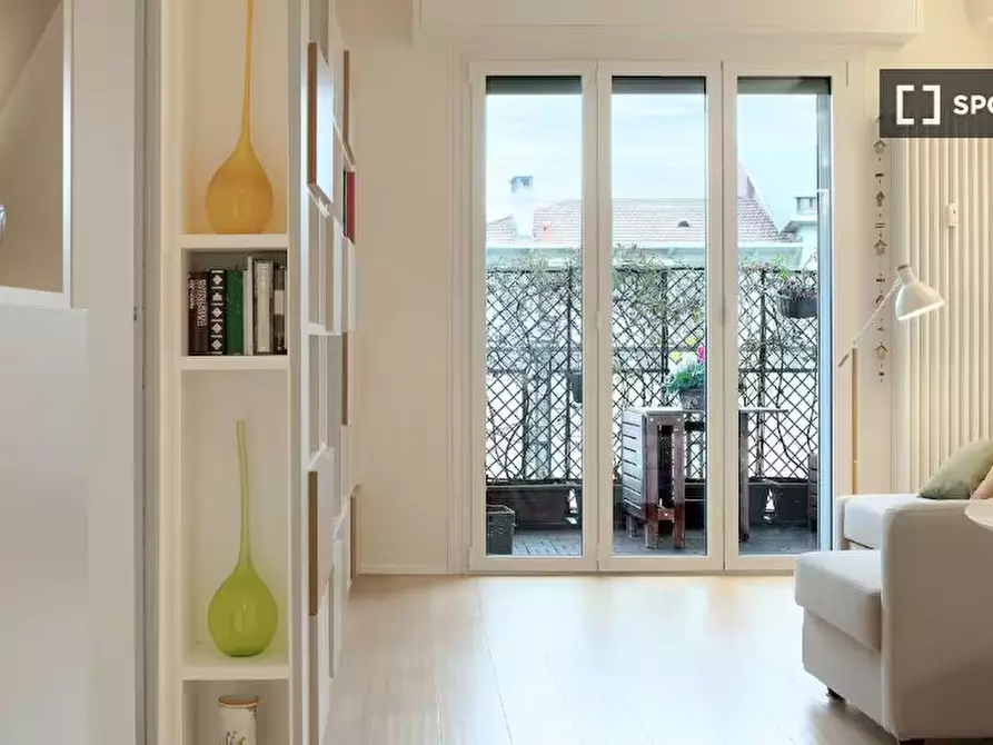 Immagine 4 di Ufficio in affitto  in Via Alcuino a Milano