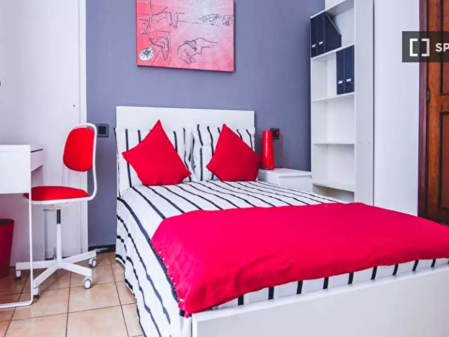 Immagine 3 di Camera condivisa in affitto  in Viale Monza Milan a Milano