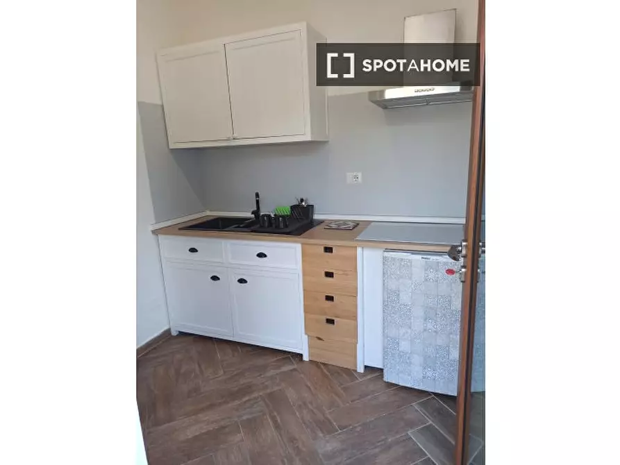 Immagine 6 di Camera condivisa in affitto  in Via Fraconalto a Roma