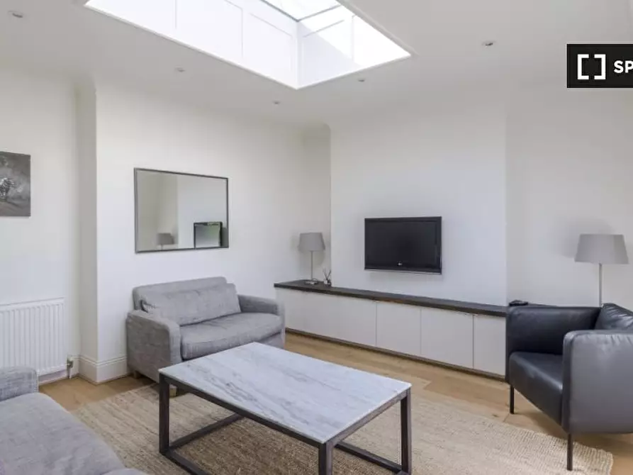 Immagine 11 di Appartamento in affitto  in flat a Hammersmith