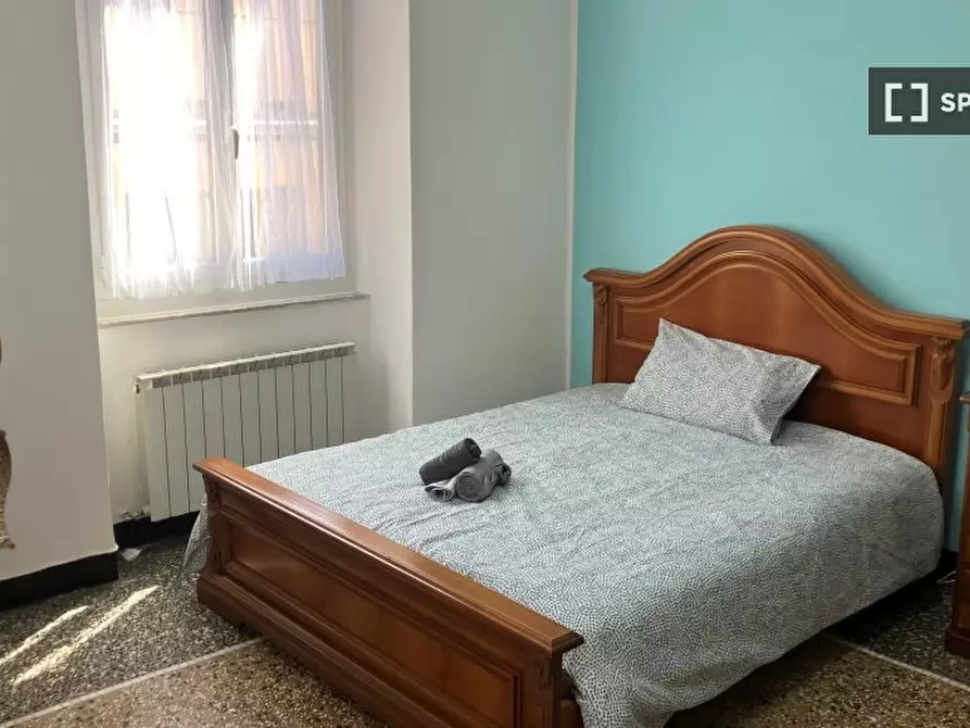 Immagine 15 di Camera condivisa in affitto  in SALITA PIANO DI ROCCA/5 a Genova