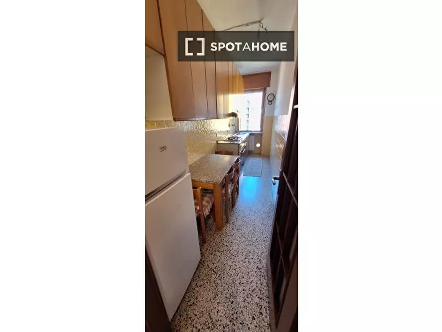 Immagine 3 di Camera condivisa in affitto  in Via Ulisse Salis a Milano