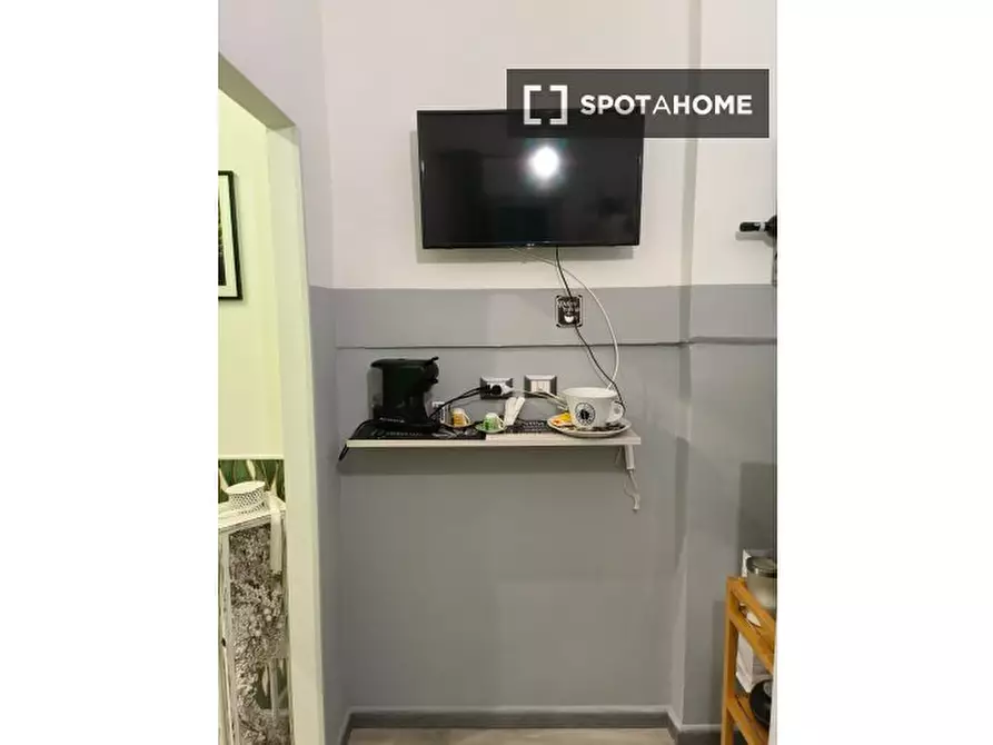 Immagine 15 di Appartamento in affitto  in Via Tuscolana a Roma