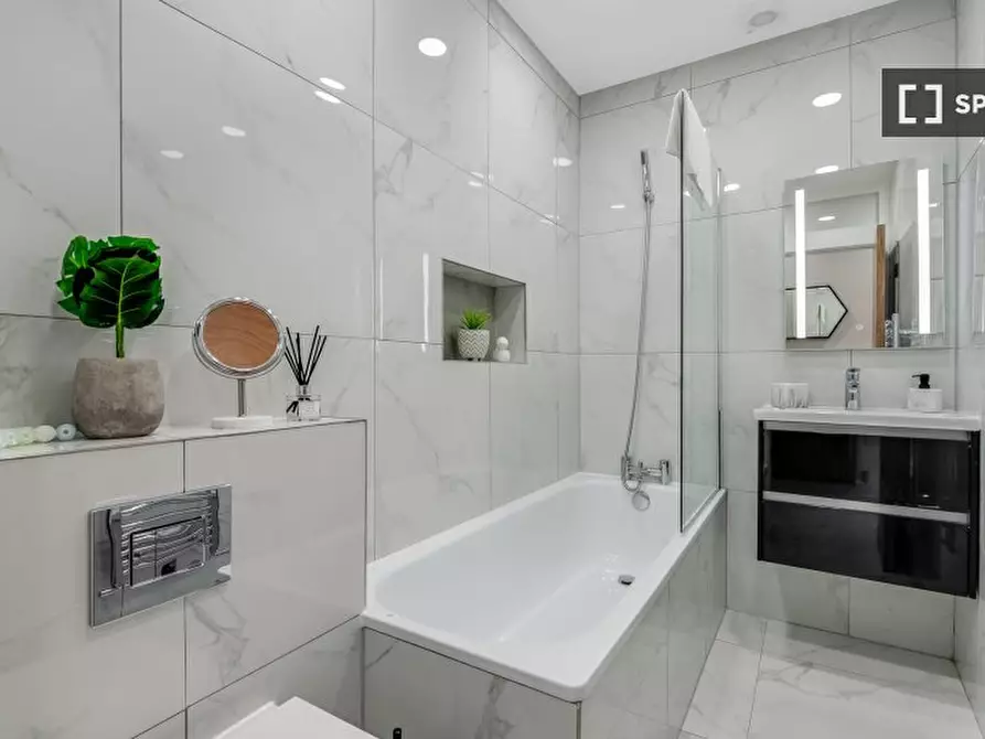 Immagine 10 di Appartamento in affitto  in flat c a Tottenham