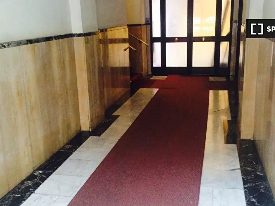 Immagine 5 di Camera condivisa in affitto  in Via Sebastiano Veniero a Roma