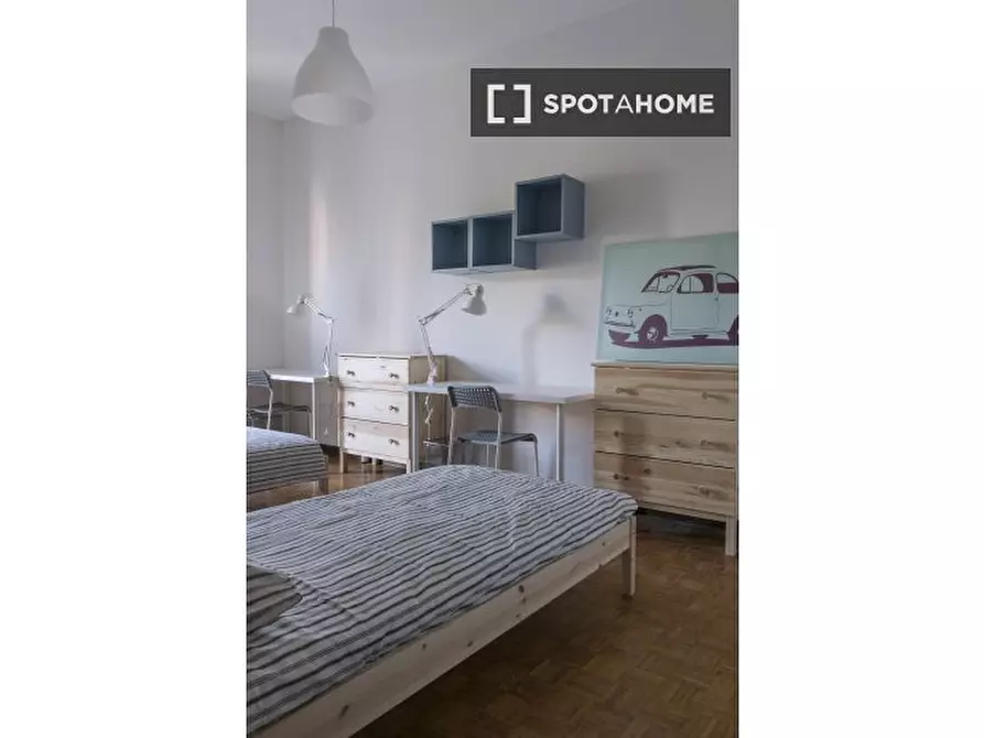 Immagine 2 di Camera condivisa in affitto  in Via Orti a Milano