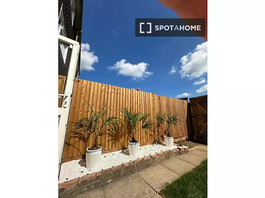 Immagine 9 di Camera condivisa in affitto  in Stockbury Road a Croydon