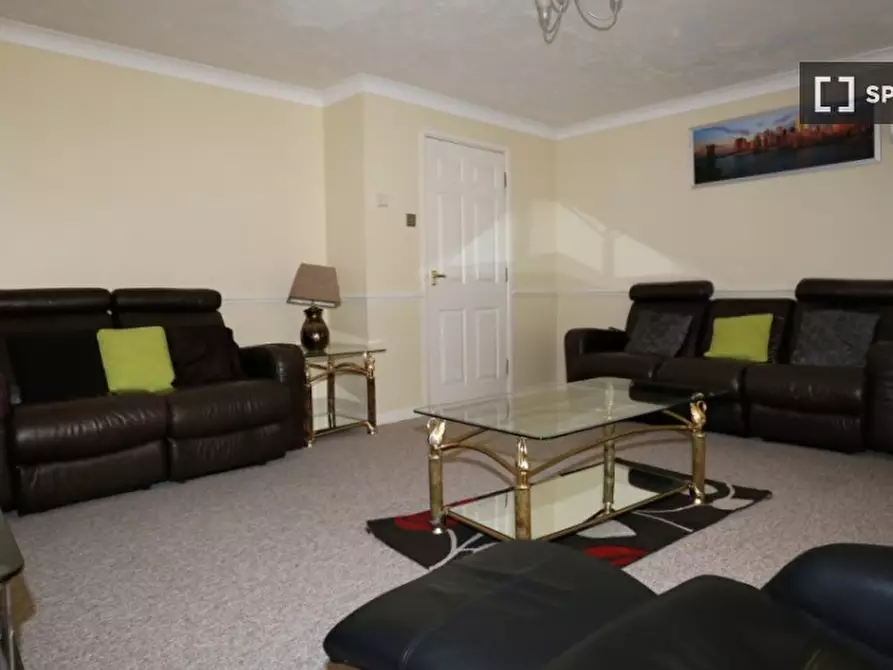 Immagine 6 di Appartamento in affitto  in Ware Point Drive a Eltham