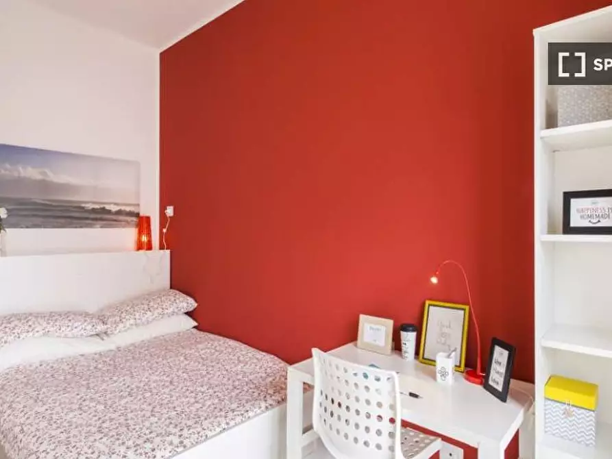 Immagine 6 di Camera condivisa in affitto  in Via Caproni a Milano