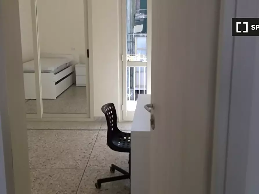 Immagine 13 di Camera condivisa in affitto  in Via Domenico Quaranta a Napoli