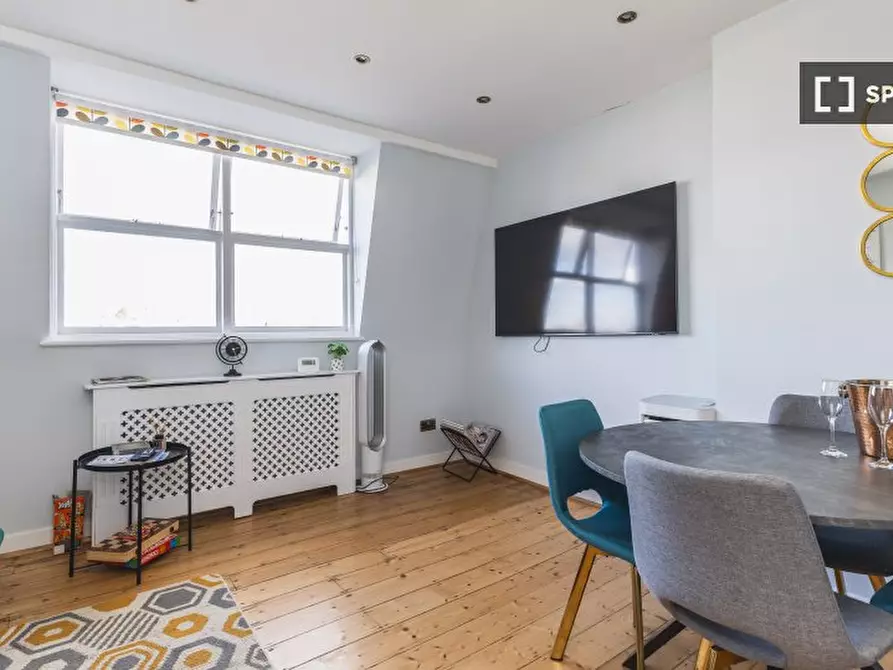 Immagine 1 di Appartamento in affitto  a Hammersmith