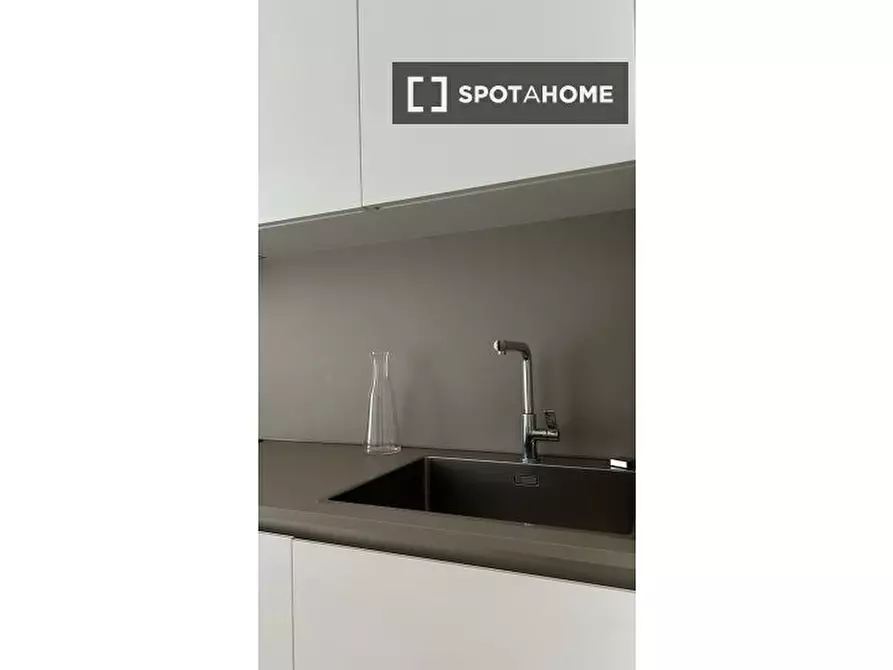 Immagine 8 di Appartamento in affitto  in Via Patroclo a Milano