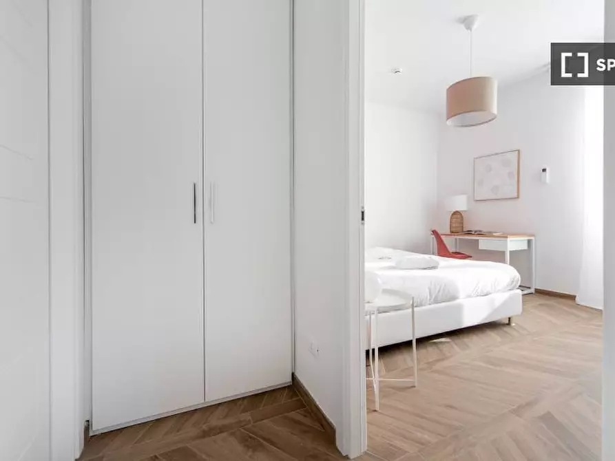 Immagine 2 di Appartamento in affitto  in Via Giuseppe Massarenti a Bologna