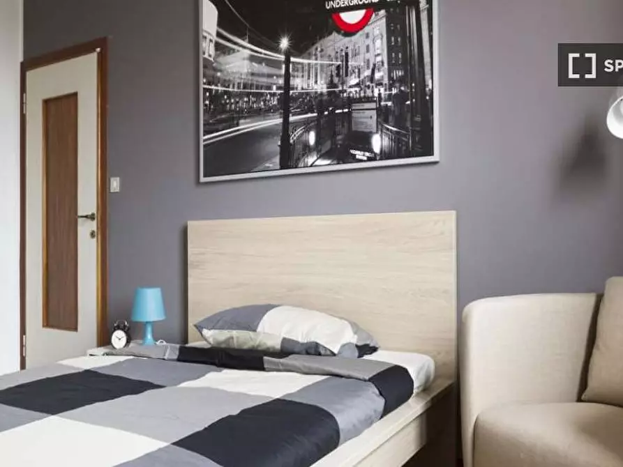 Immagine 3 di Camera condivisa in affitto  in Via Salvatore Barzilai a Milano