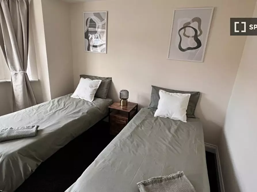 Immagine 17 di Appartamento in affitto  in Hughan Rd a Stratford