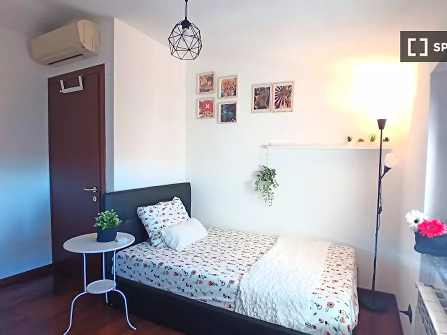 Immagine 7 di Camera condivisa in affitto  in Via Carlo Imbonati a Milano