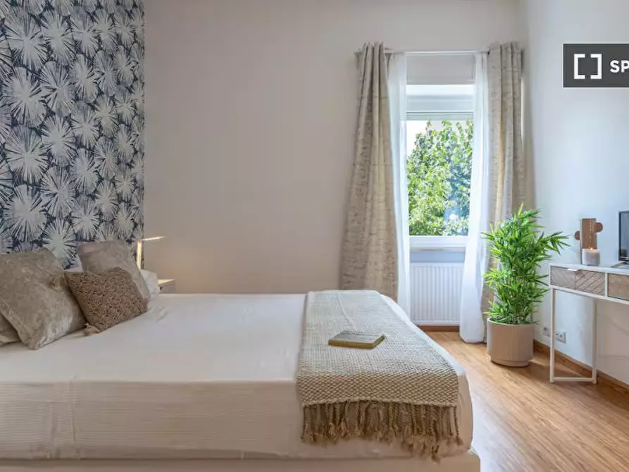 Immagine 8 di Appartamento in affitto  in Via dei Gozzadini a Roma