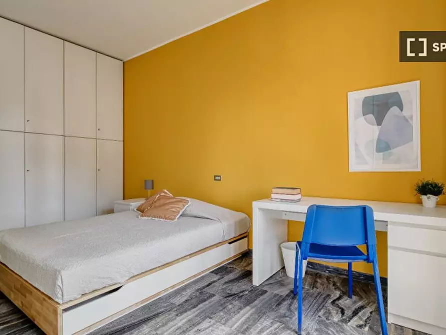 Immagine 2 di Camera condivisa in affitto  in Giuseppe a Milano