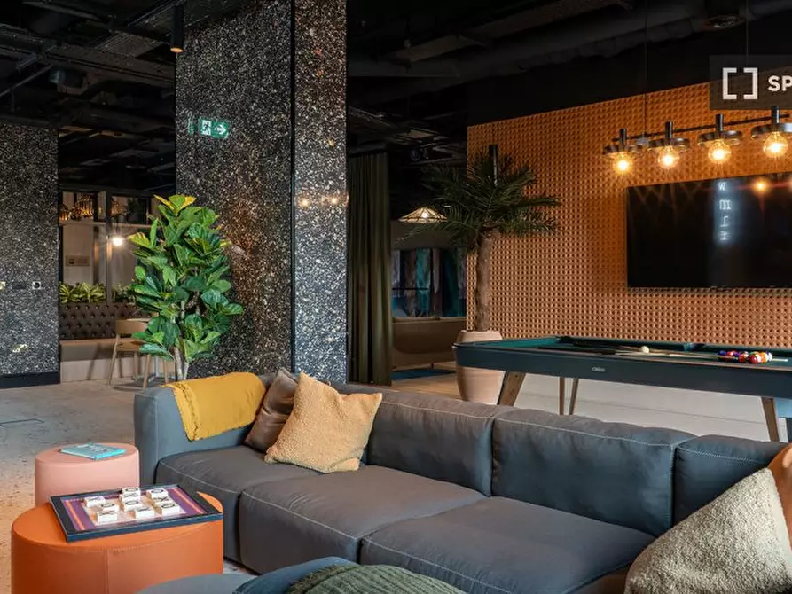 Immagine 6 di Ufficio in affitto  in Merchant Street a Brent