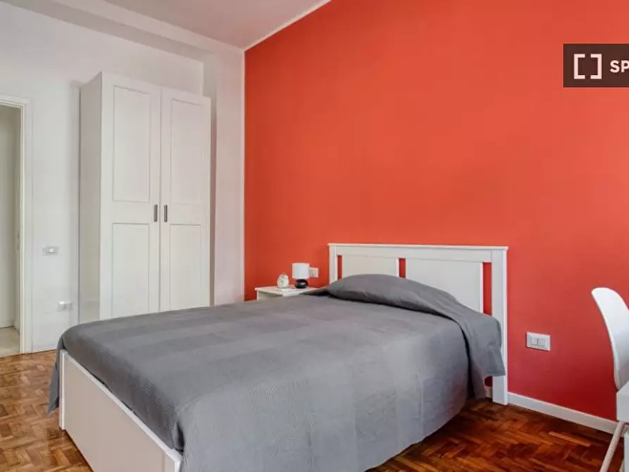 Immagine 2 di Camera condivisa in affitto  in Via Maniago a Milano