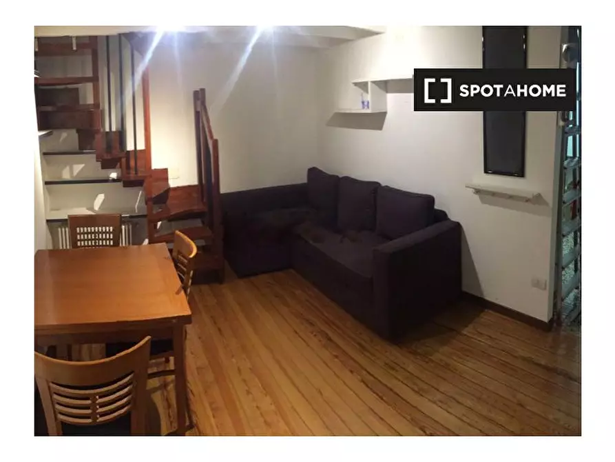 Immagine 5 di Appartamento in affitto  in Via Macedonio Melloni a Milano