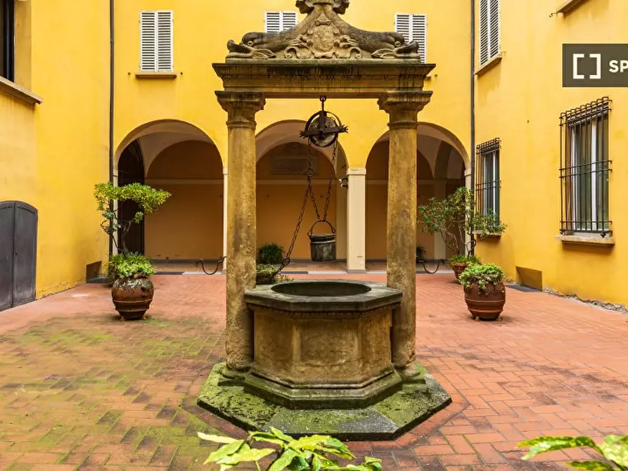 Immagine 19 di Ufficio in affitto  in Str. Maggiore a Bologna