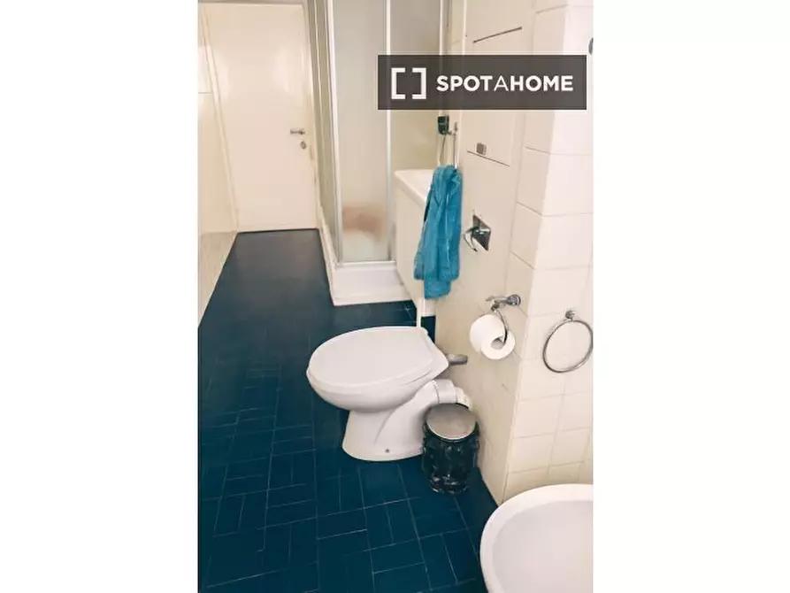 Immagine 6 di Camera condivisa in affitto  in Cilea a Milano