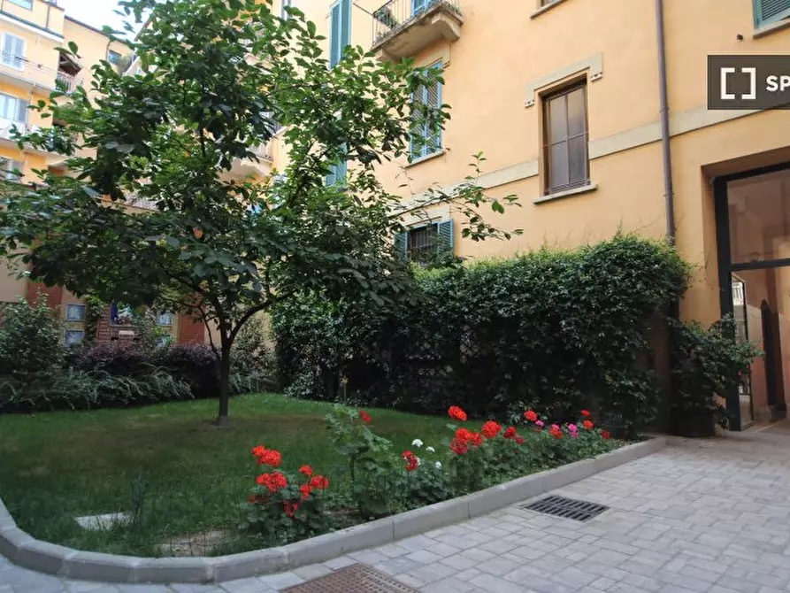 Immagine 5 di Appartamento in affitto  in Via Lodovico Castelvetro a Milano