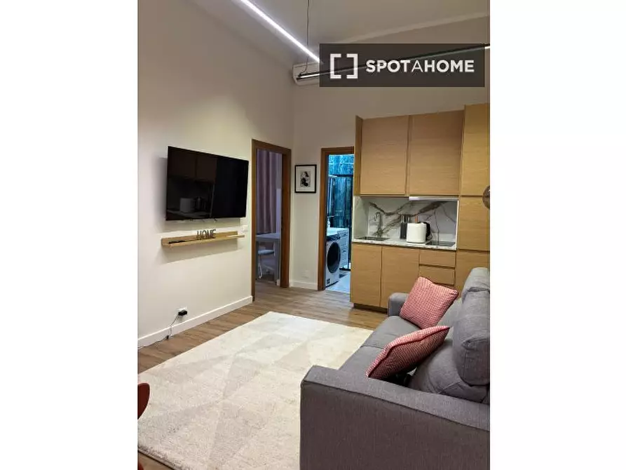 Immagine 11 di Appartamento in affitto  in Via Enrico Stevenson a Roma