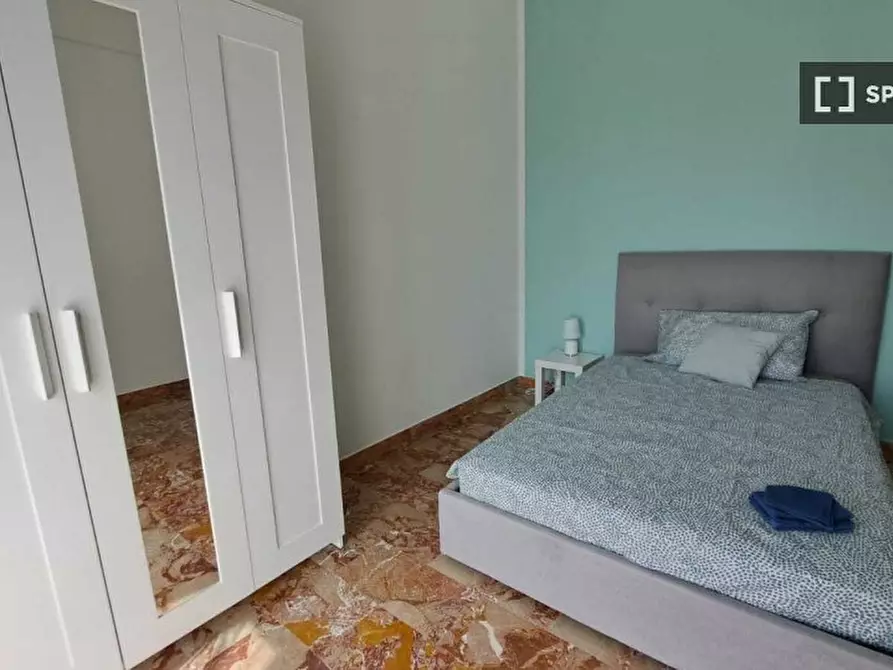 Immagine 10 di Camera condivisa in affitto  in VIA MINORETTI a Genova