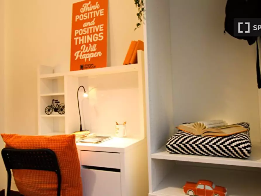 Immagine 3 di Camera condivisa in affitto  in Laura Bassi Veratti a Bologna