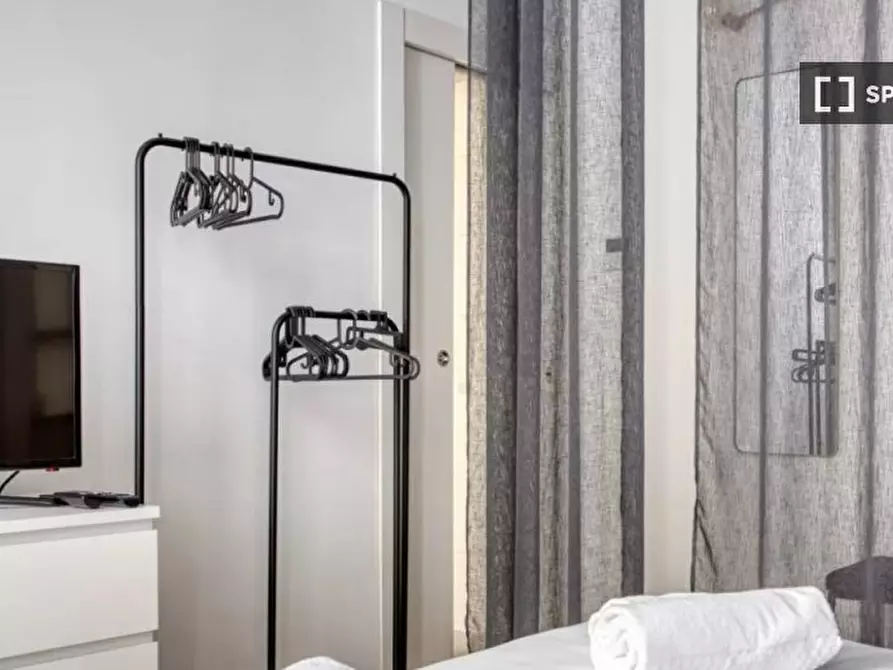 Immagine 19 di Appartamento in affitto  in Via Luigi Federico Menabrea a Milano